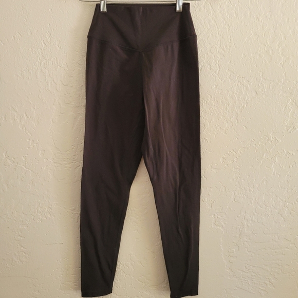 Balance Athletica Leggings Size Medium - Picture 1 of 5
